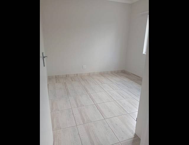 2 BEDROOM TOWNHOUSE FOR SALE IN HALFWAY GARDENS